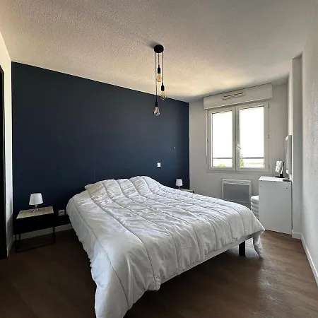 Cette With Terrace And Parking Sète